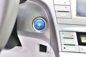 2013 TOYOTA PRIUS HATCHBACK 4-CYL, HYBRID, 1.8 LITER FIVE HATCHBACK 4D