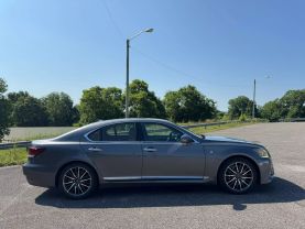 2015 LEXUS LS SEDAN V8, 4.6 LITER LS 460 SEDAN 4D