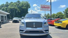 2020 Lincoln Navigator - Image 2