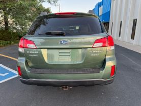 2010 SUBARU OUTBACK