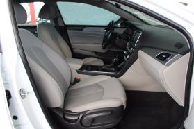 2018 Hyundai Sonata - Image 8