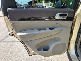 2011 JEEP GRAND CHEROKEE SUV V6, FLEX FUEL, 3.6 LITER LAREDO SPORT UTILITY 4D
