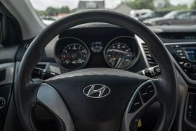 2016 HYUNDAI ELANTRA SEDAN 4-CYL, 1.8 LITER SE SEDAN 4D