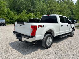 2022 FORD F250 SUPER DUTY CREW CAB PICKUP V8, 7.3 LITER XL PICKUP 4D 6 3/4 FT at T&T Repairables - used car dealership in Spencer, Indiana.