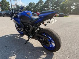 2024 YAMAHA YZF-R7 SPORTBIKES - -