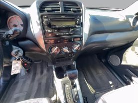 2005 TOYOTA RAV4 SUV 4-CYL, 2.4 LITER SPORT UTILITY 4D