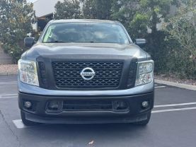 2017 NISSAN TITAN CREW CAB PICKUP V8, 5.6 LITER S PICKUP 4D 5 1/2 FT