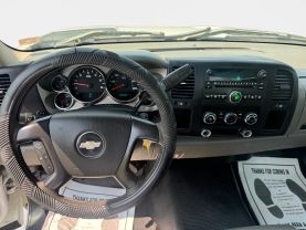2008 CHEVROLET SILVERADO 2500 HD REGULAR CAB PICKUP V8, 6.0 LITER WORK TRUCK PICKUP 2D 8 FT