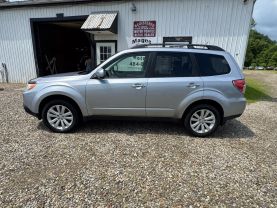 2012 SUBARU FORESTER SUV 4-CYL, PZEV, 2.5 LITER 2.5X PREMIUM SPORT UTILITY 4D