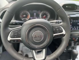 2021 Jeep Renegade - Image 13