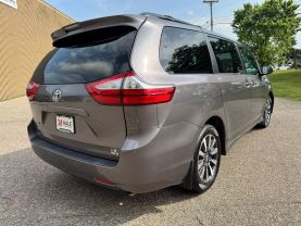 2019 TOYOTA SIENNA VAN V6, 3.5 LITER LE MINIVAN 4D