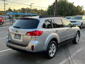2013 SUBARU OUTBACK