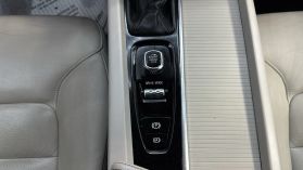 2019 VOLVO XC60