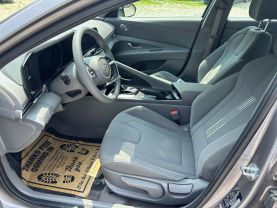 2023 HYUNDAI ELANTRA SEDAN 4-CYL, SULEV, 2.0 LITER SEL SEDAN 4D at T&T Repairables - used car dealership in Spencer, Indiana.