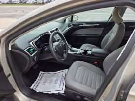 2016 Ford Fusion - Image 11