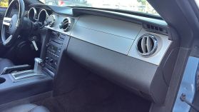 2006 Ford Mustang Gt Premium Coupe 2d - Image 12