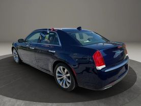 2015 CHRYSLER 300 SEDAN V8, HEMI, 5.7 LITER 300C PLATINUM SEDAN 4D