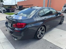 2013 BMW M5 SEDAN V8, TWIN TURBO, 4.4 LITER SEDAN 4D