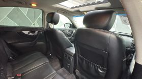 2016 INFINITI QX70