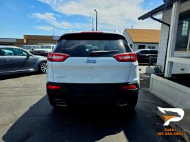 2017 JEEP CHEROKEE SUV V6, 3.2 LITER LATITUDE SPORT UTILITY 4D