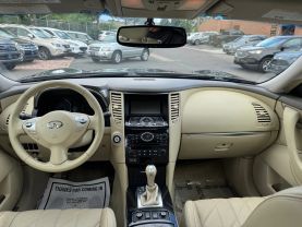 2010 INFINITI FX SUV V6, 3.5 LITER FX35 SPORT UTILITY 4D