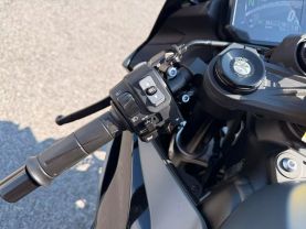 2025 KAWASAKI ZX636KSFAL NINJA ZX-6R SPORTBIKES - -