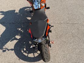 2023 KTM 200 DUKE SPORTBIKES - -
