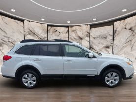 2011 SUBARU OUTBACK WAGON 4-CYL, PZEV, 2.5 LITER 2.5I LIMITED WAGON 4D