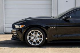 2015 Ford Mustang - Image 16