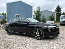 2021 HONDA ACCORD SEDAN 4-CYL, VTEC, TURBO, 2.0 LITER TOURING SEDAN 4D at T&T Repairables - used car dealership in Spencer, Indiana.