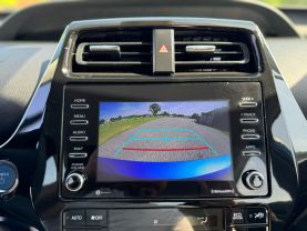 2021 TOYOTA PRIUS HATCHBACK 4-CYL, HYBRID, 1.8 LITER LE HATCHBACK 4D