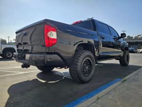 2018 TOYOTA TUNDRA CREWMAX PLATINUM PICKUP 4D 5 1/2 FT