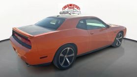 2014 DODGE CHALLENGER COUPE V8, HEMI, 5.7 LITER R/T CLASSIC COUPE 2D