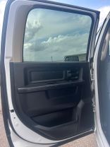 2016 RAM 2500 CREW CAB PICKUP V8, HEMI, 6.4 LITER TRADESMAN PICKUP 4D 8 FT