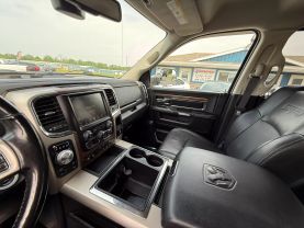 2015 RAM 1500 CREW CAB PICKUP V6, TURBO DIESEL, 3.0L LARAMIE PICKUP 4D 5 1/2 FT
