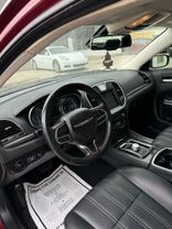 2019 CHRYSLER 300 SEDAN V6, 3.6 LITER 300 TOURING SEDAN 4D