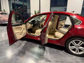 2015 VOLKSWAGEN PASSAT SEDAN 4-CYL, TURBO DSL, 2.0L TDI SEL PREMIUM SEDAN 4D