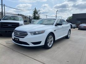 2015 FORD TAURUS SEDAN V6, 3.5 LITER SE SEDAN 4D at Motors On Wheels - used car dealership in Houston, Texas.