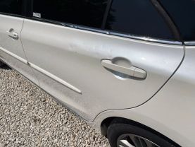 2017 TOYOTA CAMRY SEDAN 4-CYL, 2.5 LITER SE SEDAN 4D at T&T Repairables - used car dealership in Spencer, Indiana.