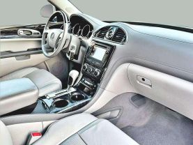 2017 BUICK ENCLAVE SUV V6, 3.6 LITER LEATHER SPORT UTILITY 4D