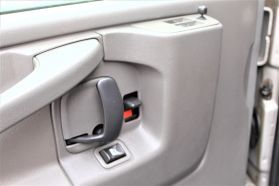 2009 CHEVROLET EXPRESS PASSENGER V8, 6.0 LITER 3500 LS EXTENDED RWD