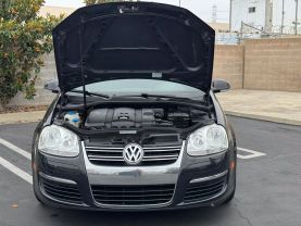 2010 VOLKSWAGEN JETTA SEDAN 5-CYL, 2.5 LITER S SEDAN 4D