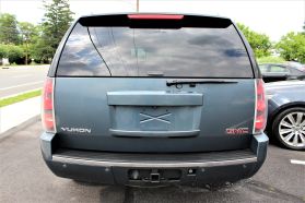2007 GMC YUKON SUV V8, 6.2 LITER DENALI SPORT UTILITY 4D