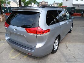 2014 TOYOTA SIENNA