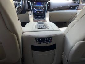 2017 CADILLAC ESCALADE ESV SUV V8, 6.2 LITER LUXURY SPORT UTILITY 4D