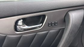 2016 INFINITI QX70