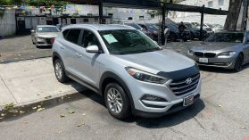 2017 HYUNDAI TUCSON SUV 4-CYL, 2.0 LITER SE SPORT UTILITY 4D