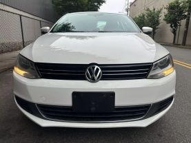2013 VOLKSWAGEN JETTA SEDAN 5-CYL, PZEV, 2.5 LITER 2.5L SE SEDAN 4D