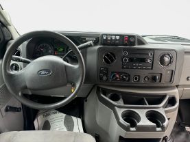 2015 FORD E450 SUPER DUTY CUTAWAY CUTAWAY V10, 6.8 LITER CUTAWAY VAN 2D