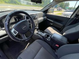2010 Jeep Grand Cherokee - Image 6